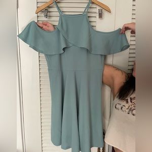 Off shoulder one-of-a-kind light blue spring dress